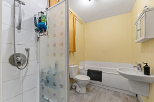 Photo 17- click for photo gallery